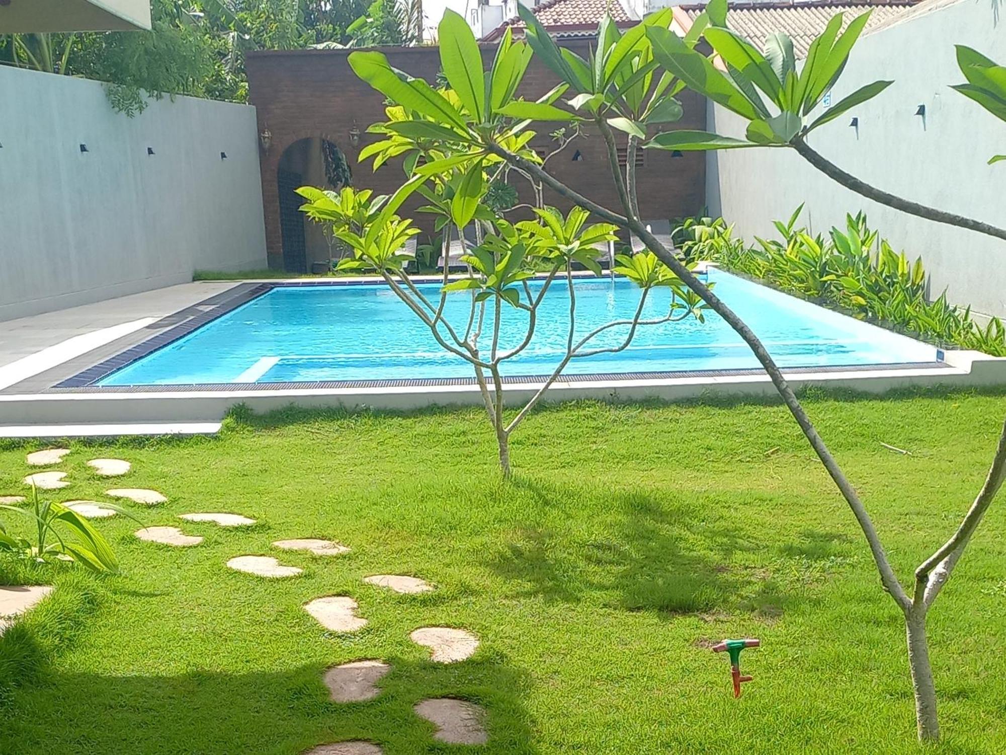 Ocean View Tourist Guest House At Negombo Beach Near The Airport Extérieur photo